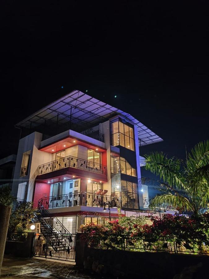 Karma - By Pine Villas Lonavala Esterno foto