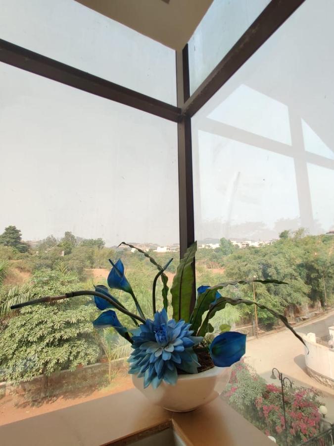 Karma - By Pine Villas Lonavala Esterno foto